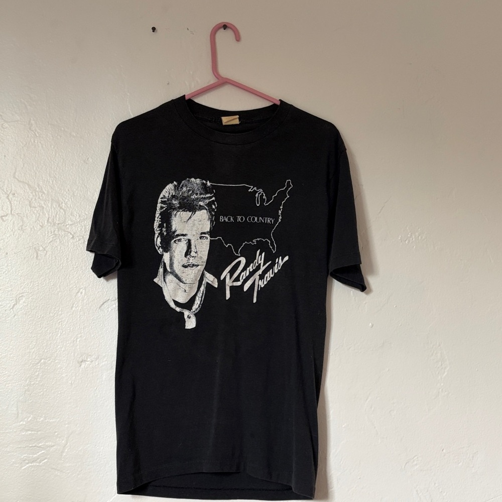 Vintage Randy Travis Back to Country graphic tee